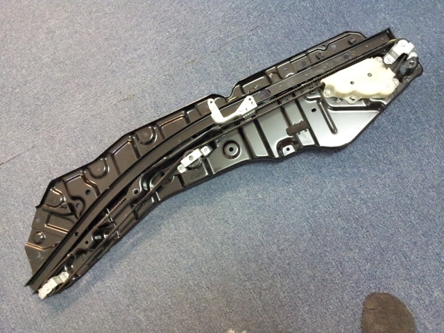 Power Door Motor Toyota Estima ACR30 - Power Door Motor