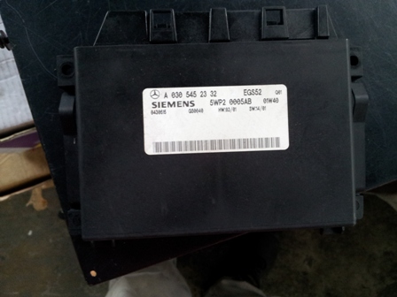 Ecu A 039 545 23 32 Mercedes W210 Siemens
