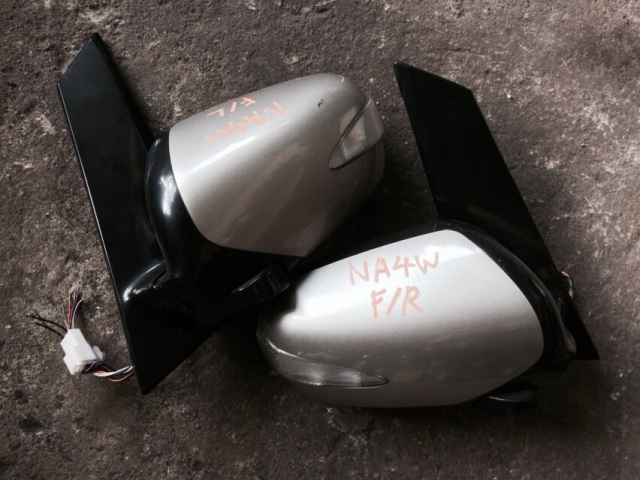 Side Mirror Mitsubishi Grandis NA4W