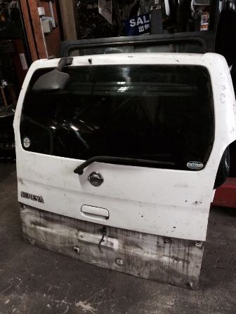 Rear Gate Nissan Urvan E25 / Bonnet Belakang