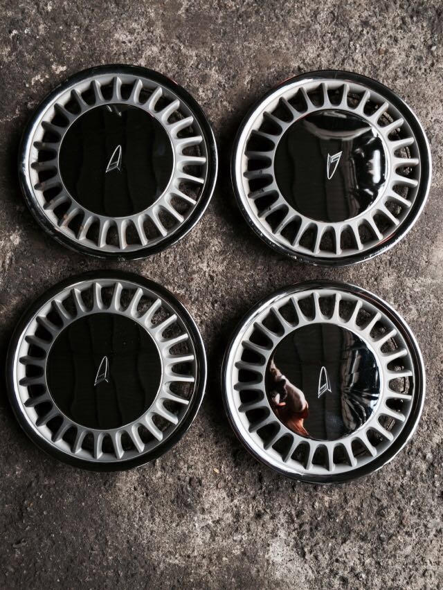 Rim Cover 12'' Hub Cap Daihatsu