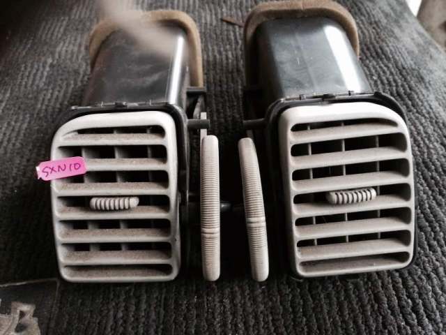 Aircond Outlet Ventilation  Toyota Nadia SXN10
