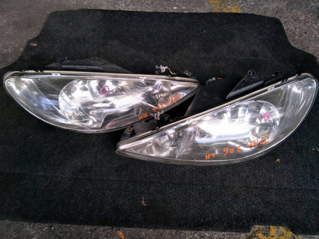 Head Lamp Peugeot 206