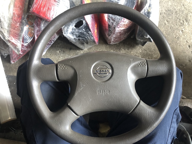 Steering Wheel Nissan Sentra N16