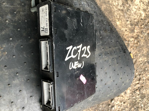 ECU 36780-71LBO Suzuki Swift ZC72S  ECU 7E