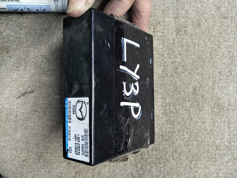 ECU  L207 675DZA Mazda 8 LY3P ECU