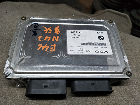 ECU 7 516 809 BMW E46 N42 VDO 412 265 001