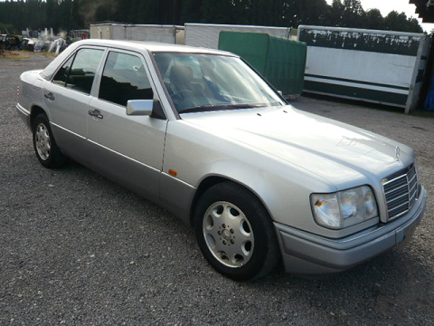 Half Cut Engine Bodyparts Mercedes W124 Scrap