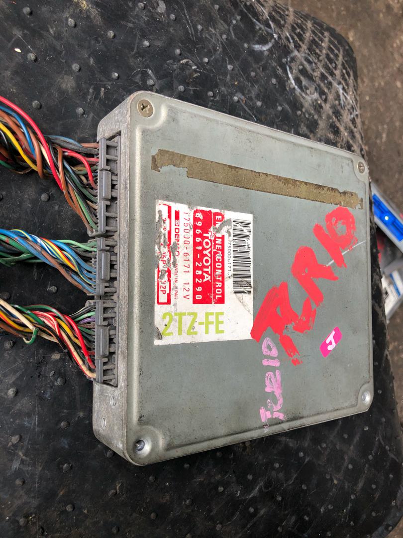 ECU 89661-28290 Toyota TCR10  2TZ-FE ECU 175000-6171