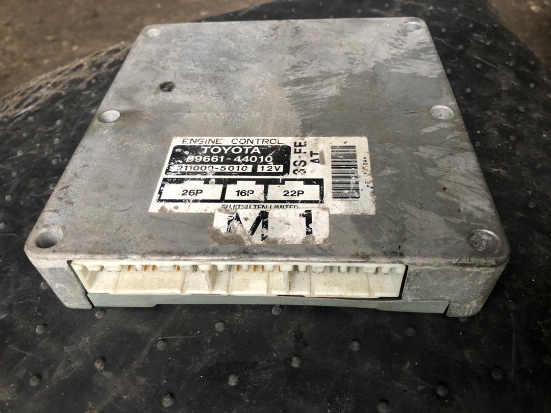 ECU 89661-44010 Toyota 3S-FE ECU 211000-5010