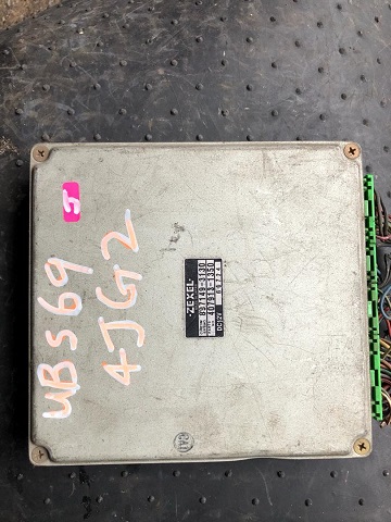 ECU 897149-3130 Isuzu UBS69 4JG2 ECU 407913-1350