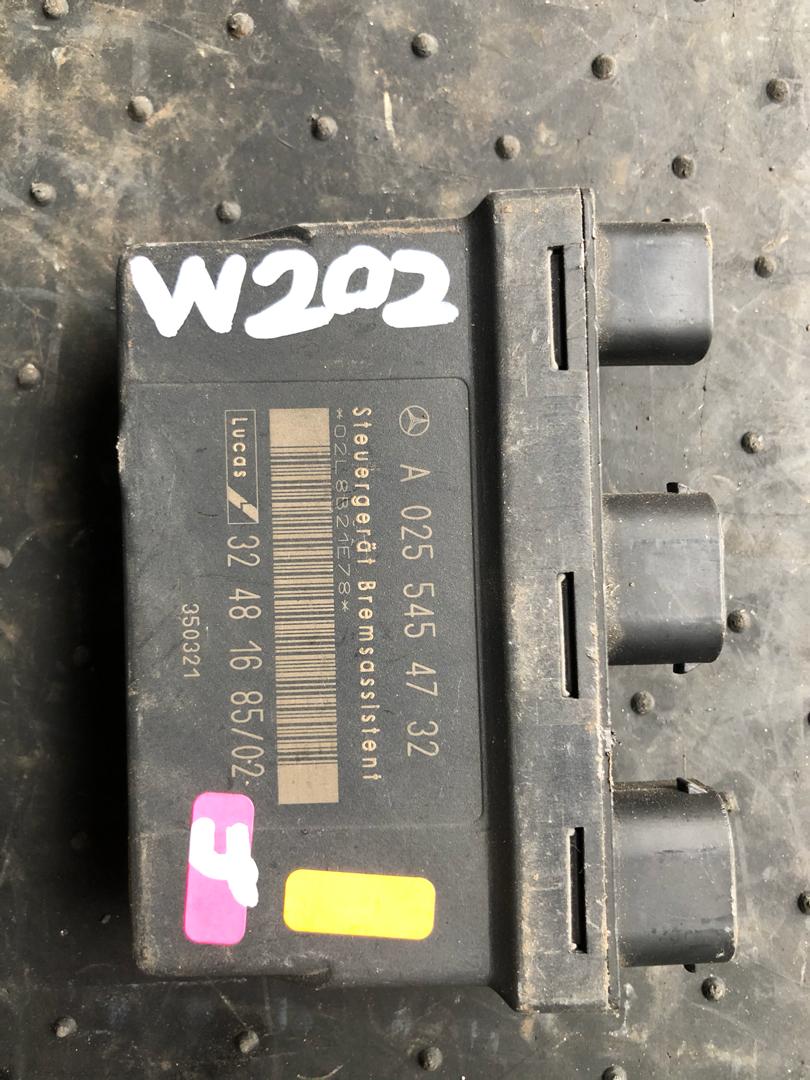 ECU A 025 545 47 32 Mercedes W202 ECU