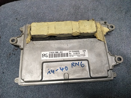 ECU 37820-RWK-J52 Honda Stream RN6 ECU CY-EH5600A