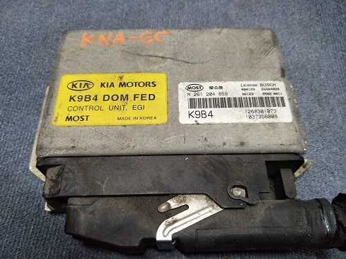 ECU  K9B4 DOM FED Kia  ECU BOSCH M 261 204 859