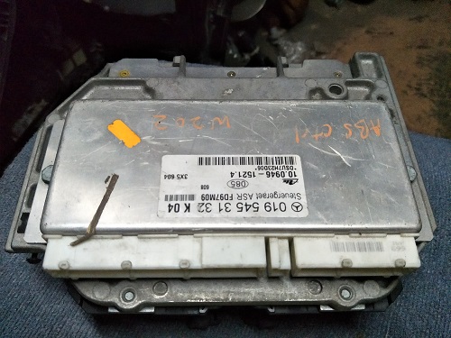 ECU 019 545 31 32 Mercedes W202 