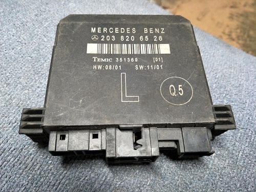 ECU 203 820 65 26 Mercedes  ECU Q5