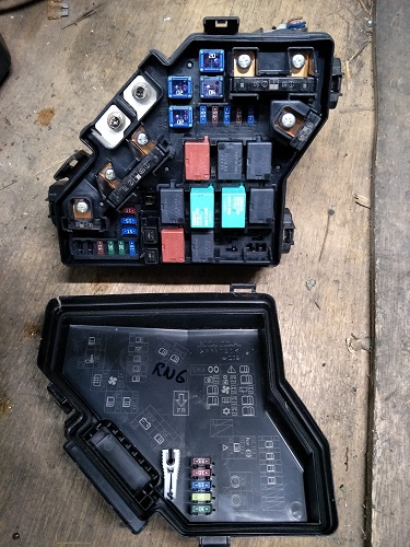 Fuse Box SMA-0130 Honda Stream RN6  Fuse Box 