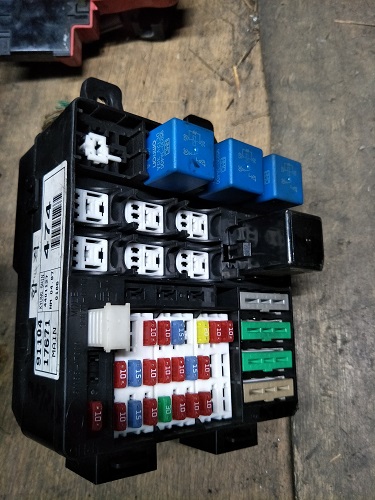 Fuse Box 91104 17671 Hyundai Matrix  Fuse Box 