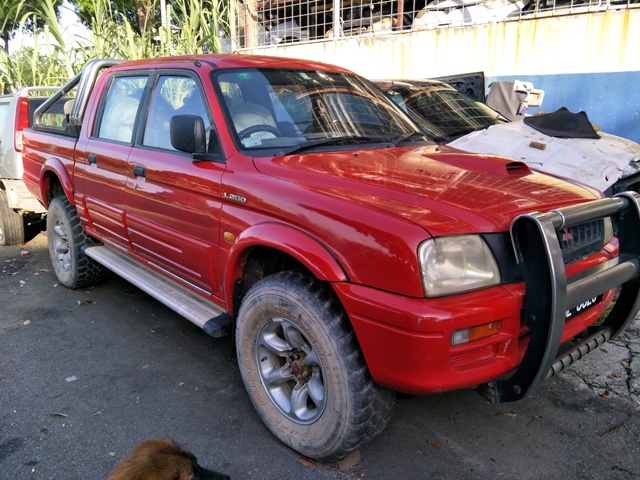 Halfcut Engine Bodyparts Mitsubishi Storm L200 Scrap