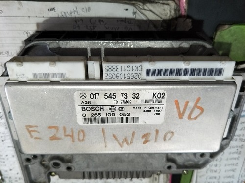 ECU 017 545 73 32 Mercedes W210 ECU BOSCH 0 265 109 052
