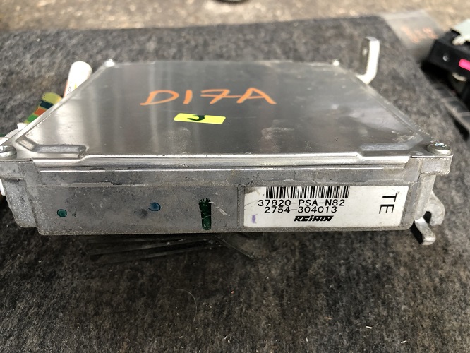 ECU 37820-PSA-N82 HONDA D17A ECU TE