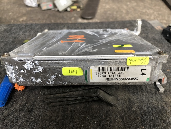 ECU 37820-PSA-J52 HONDA ECU L4