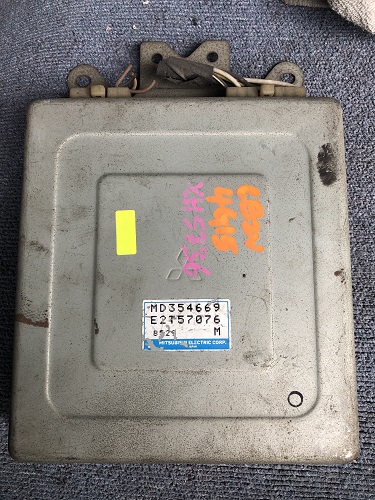 ECU MD354669 MITSUBISHI 4G15 ECU CB2V
