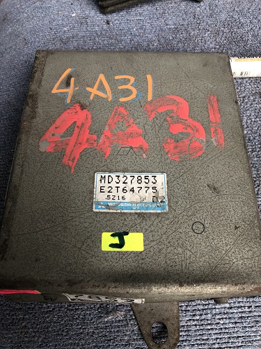 ECU MD327853 MITSUBISHI 4A31 ECU