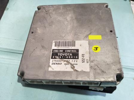 ECU 89661-68010 TOYOTA ZNE10 ECU 1ZZ-FE