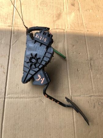 ACCELERATOR PEDAL SENSOR 49400-57K00 SUZUKI SWIFT ZC21S ACCELERATOR PEDAL SENSOR 138800-3570