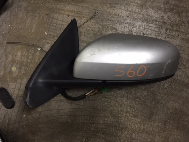 SIDE MIRROR E11 015846 / E11 015463 VOLVO S60 SIDE MIRROR  