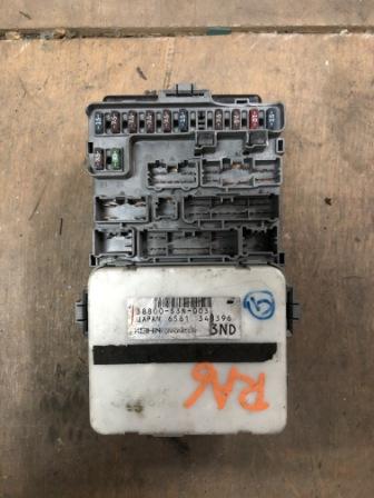 FUSE BOX 38800-S3N-003 RA6 FUSE BOX