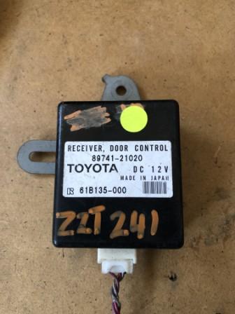 ECU 89741-21020 ZZT241 ECU DOOR CONTROL 