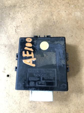 ECU 87989-12030 TOYOTA AE100 ECU MIRROR CONTROL 