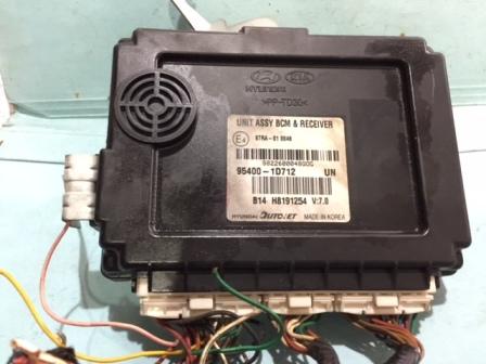 ECU 95400-1D712 KIA RONDO ECU